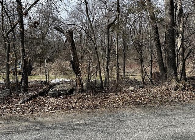 Property at 21 Jencks Rd, Cumberland, RI 02864