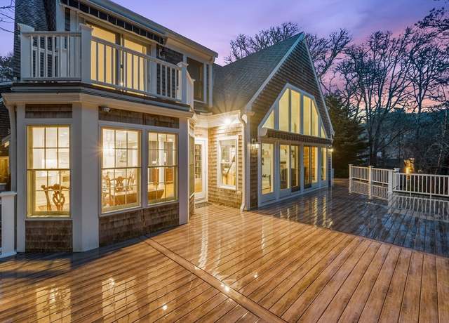 Property at 290 Old Comers Rd, Chatham, MA 02633, 4 beds, 4.5 baths