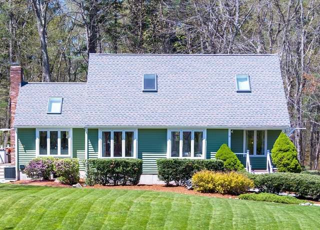 Property at 14 Galahad Way, Easton, MA 02356, 3 beds, 1.5 baths