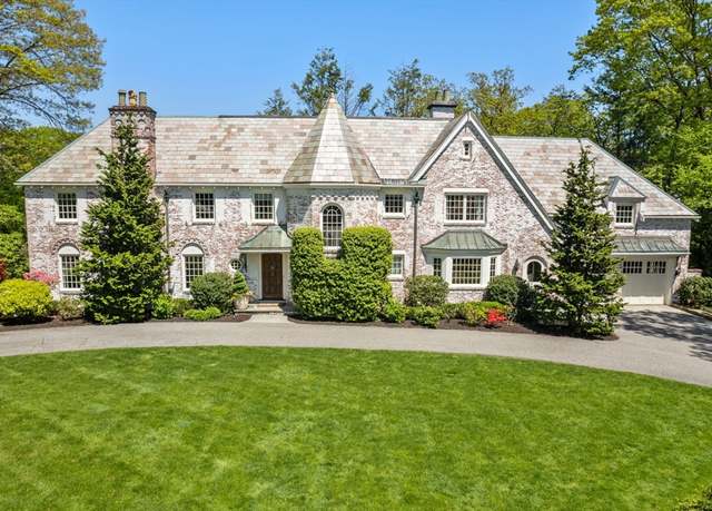 Property at 157 Edmunds Rd, Wellesley, MA 02481, 6 beds, 6.5 baths