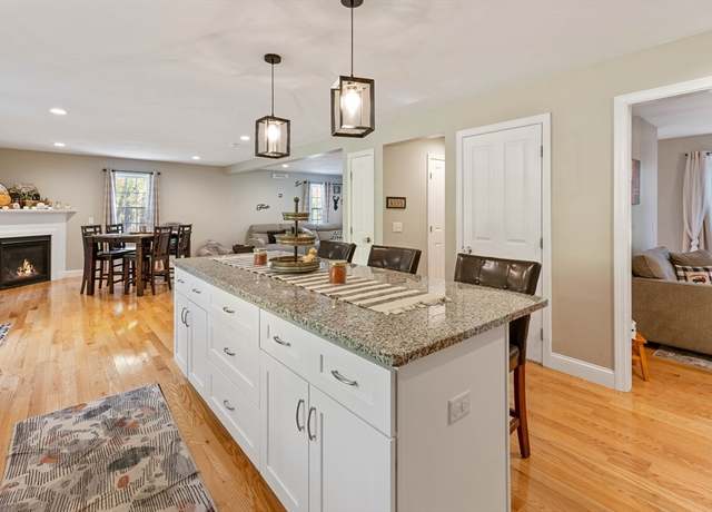 Property at 2226 Main St, Holden, MA 01522, 4 beds, 2.5 baths