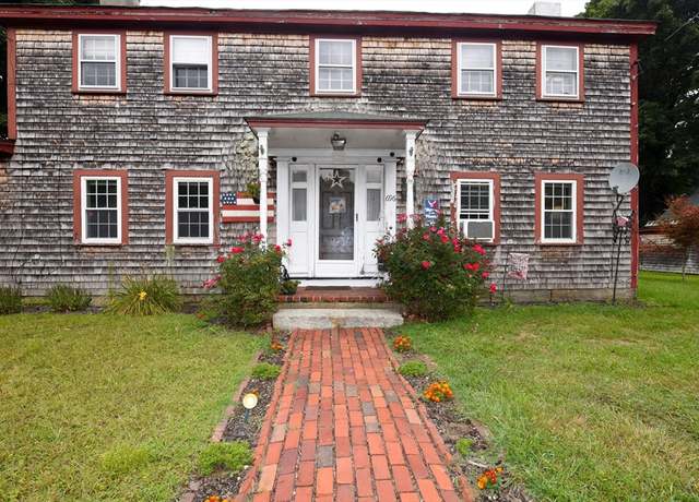 Property at 696 Summer St, Rockland, MA 02370, 3 beds, 1 bath