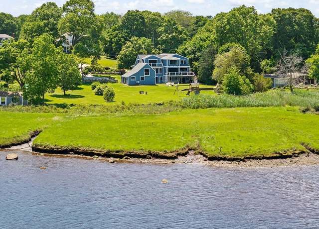 Property at 392 S Main St, Cohasset, MA 02025, 4 beds, 4.5 baths