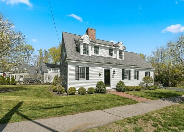 Property at 54 Pleasant St, Hingham, MA 02043, 4 beds, 2.5 baths