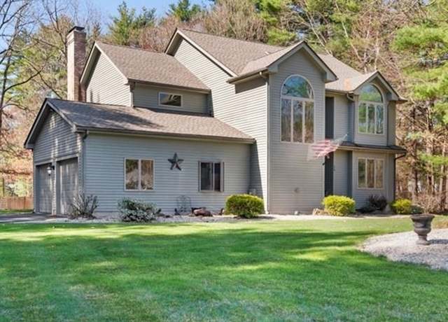 Property at 12 Winding Brook Ln, East Longmeadow, MA 01028, 3 beds, 2.5 baths