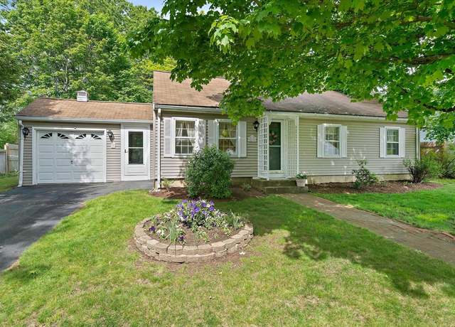 Property at 19 Oakdale Rd, Canton, MA 02021, 2 beds, 1 bath
