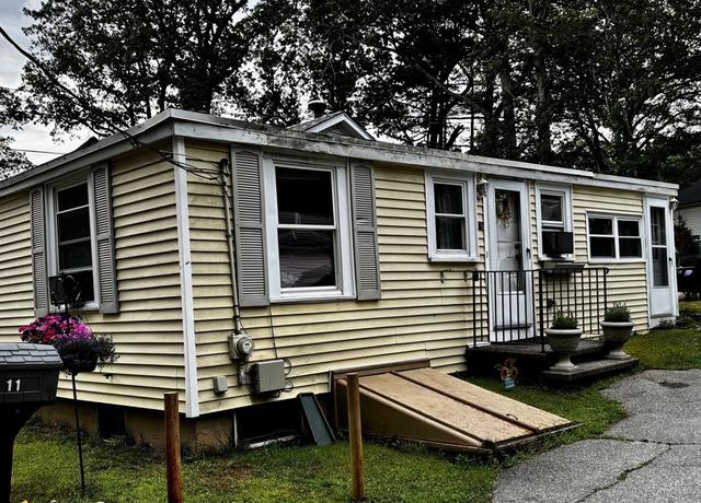 Property at 11 Old Andover Rd, North Reading, MA 01864, 3 beds, 1 bath