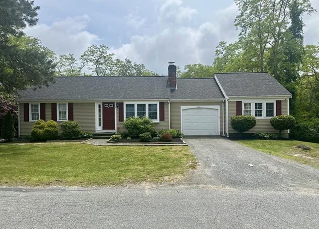 Property at 7 Ebenezer, Barnstable, MA 02632, 3 beds, 4 baths