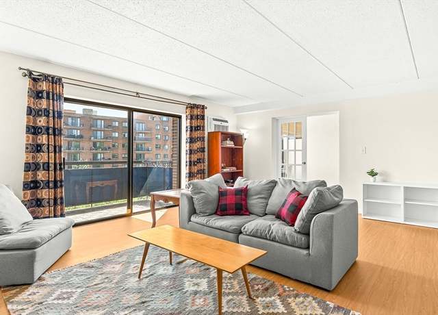 Property at 32 Whites Ave Unit F6605, Watertown, MA 02472, 2 beds, 1 bath