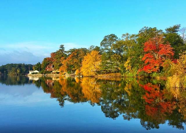 Property at 10 Sycamore, Wrentham, MA 02093