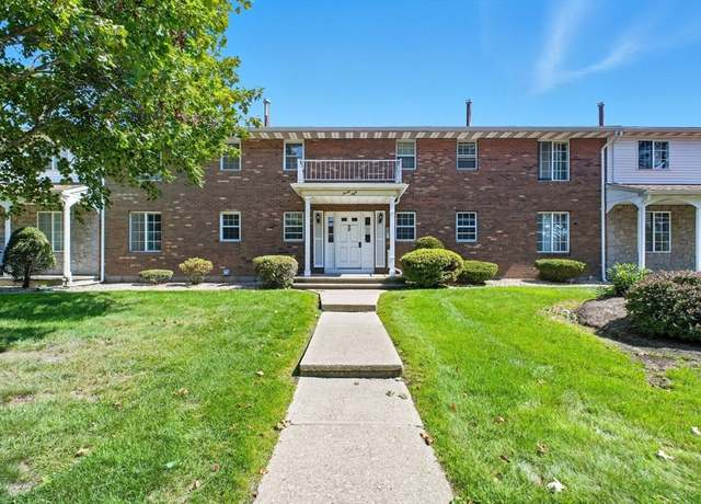 Property at 98 Fuller St #32, Ludlow, MA 01056, 2 beds, 1 bath