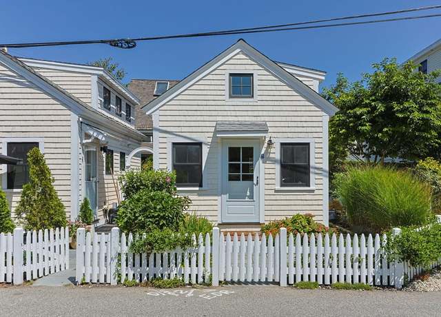 Property at 10 Washington Ave Unit 2, Provincetown, MA 02657, 1 bed, 1 bath