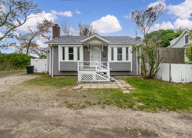 Property at 2 Fremont Rd, Marshfield, MA 02050, 2 beds, 1 bath