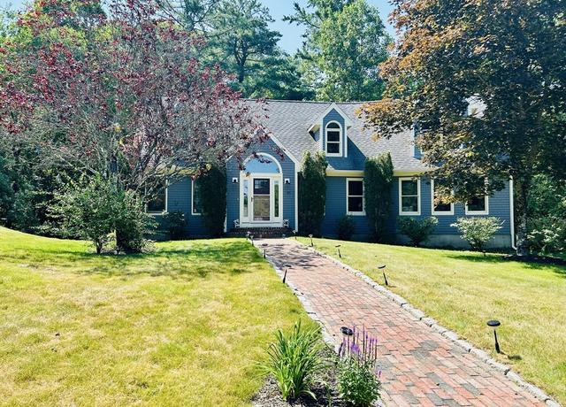 Property at 85 Green Meadow Ct, Northbridge, MA 01588, 3 beds, 3 baths