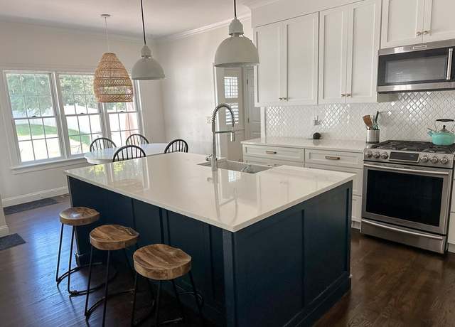 Property at 20 Low St #1, Newburyport, MA 01950, 3 beds, 2.5 baths