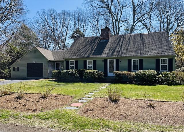 Property at 35 Tam O Shanter Way, Yarmouth, MA 02664, 4 beds, 2.5 baths