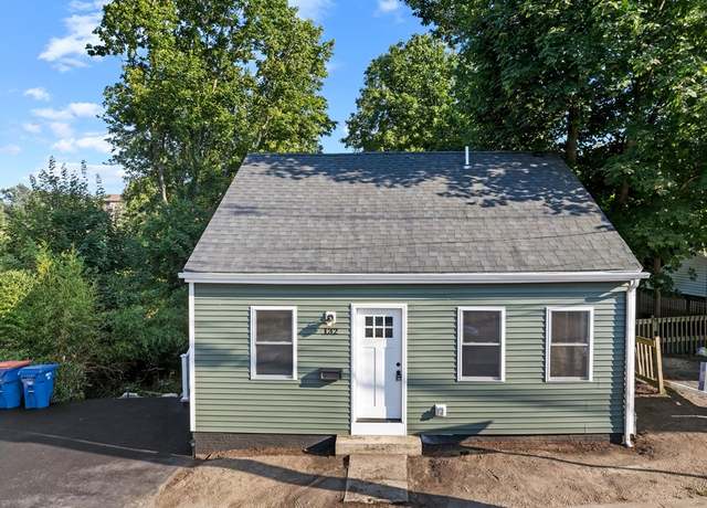 Property at 132 Summer St, Plymouth, MA 02360, 2 beds, 2 baths