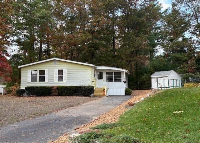 Property at 13-4 South Meadow Vlg, Carver, MA 02330, 2 beds, 1 bath