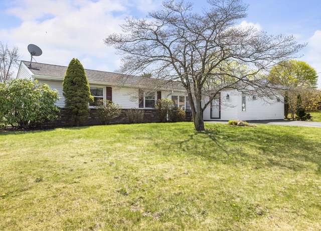Property at 19 Dixon Rd, Brockton, MA 02302, 3 beds, 2 baths