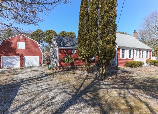 Property at 125 Wamsutta Rd, Eastham, MA 02642, 4 beds, 2.5 baths