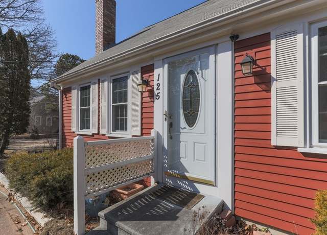 Property at 125 Wamsutta Rd, Eastham, MA 02642, 4 beds, 2.5 baths