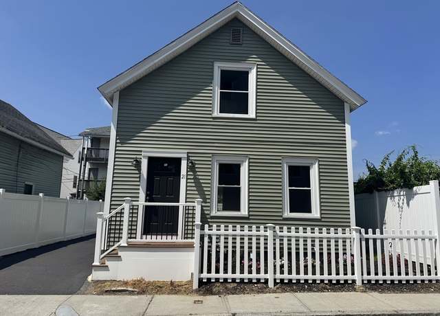 Property at 21 Lodi St, Worcester, MA 01608, 2 beds, 1 bath