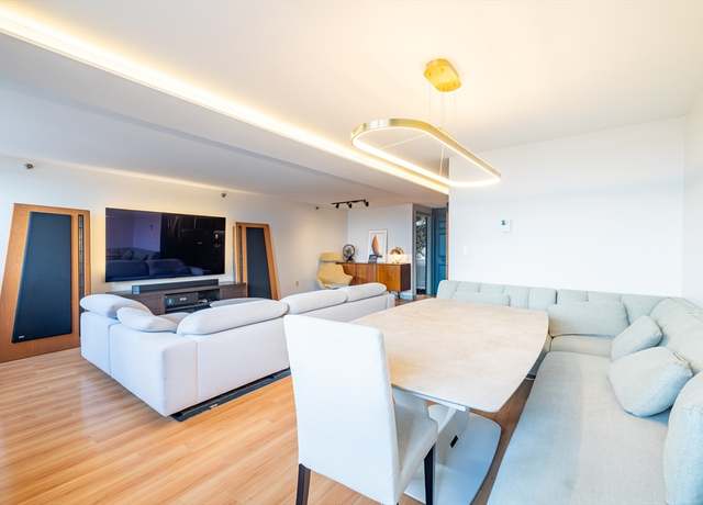 Property at 200 Market St #607, Lowell, MA 01852, 2 beds, 1.5 baths