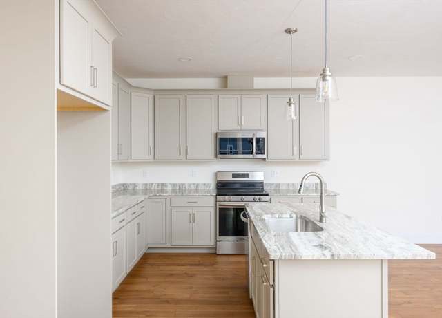 Property at 24 Howland Trail - Cushing Trl #25, Hanson, MA 02341, 2 beds, 2.5 baths