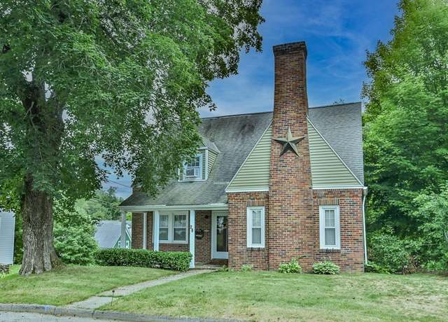 Property at 28 Litchfield Ave, Southbridge, MA 01550, 3 beds, 1.5 baths