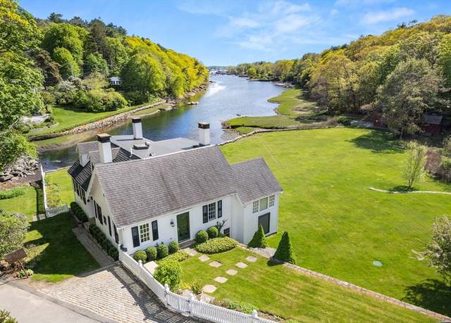 Property at 4 Lane Rd, Gloucester, MA 01930, 3 beds, 3.5 baths