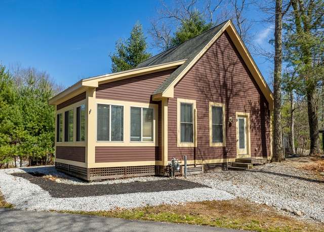 Property at 9 Whispering Pines Rd #9, Westford, MA 01886, 2 beds, 1 bath