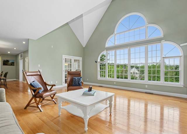 Property at 15 Keyes House Rd, Shrewsbury, MA 01545, 5 beds, 3 baths
