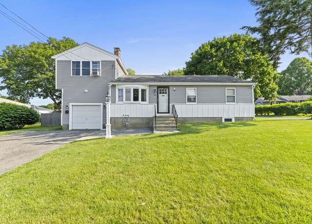 Property at 36 Porter Rd, Marlborough, MA 01752, 4 beds, 2 baths