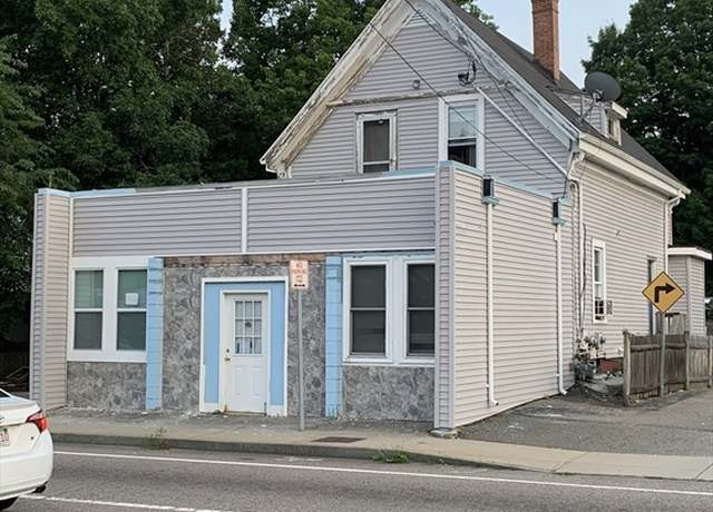 Property at 448 Pleasant St, Brockton, MA 02301, 4 beds, 4 baths