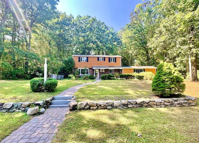 Property at 17 Brentwood Rd, Sudbury, MA 01776, 3 beds, 2 baths