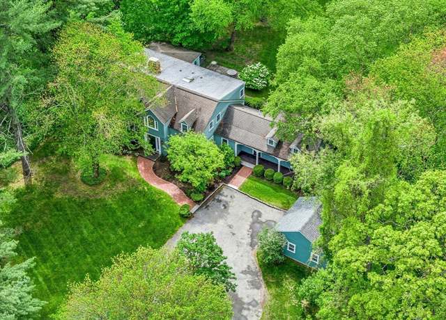 Property at 1731 Lowell Rd, Concord, MA 01742, 5 beds, 4.5 baths