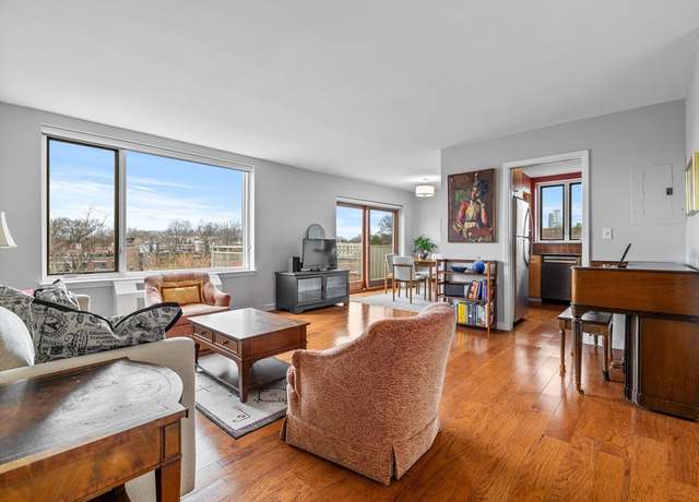 Property at 216 Saint Paul St #702, Brookline, MA 02446, 1 bed, 1 bath