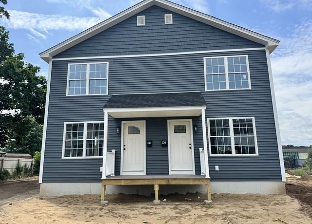 Property at 97-99 Melrose St, Springfield, MA 01109, 6 beds, 3 baths