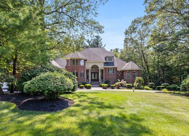 Property at 37 Grey Ln, Lynnfield, MA 01940, 5 beds, 5 baths