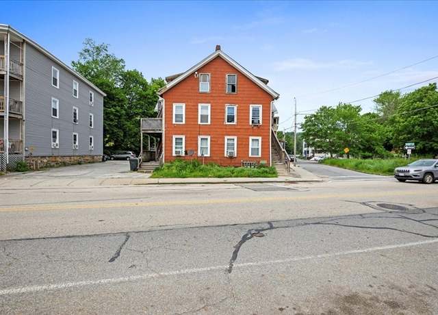Property at 39 Worcester St, Southbridge, MA 01550, 9 beds, 4 baths