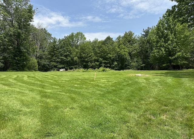 Property at 4 Weaverfarm Rd, Rutland, MA 01543