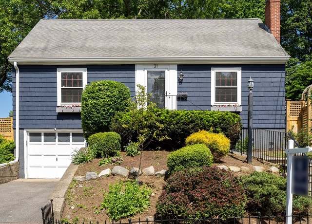 Property at 31 Whitman Ave, Melrose, MA 02176, 4 beds, 1 bath