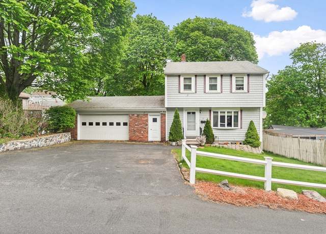 Property at 17 Breedens Ln, Revere, MA 02151, 3 beds, 1.5 baths