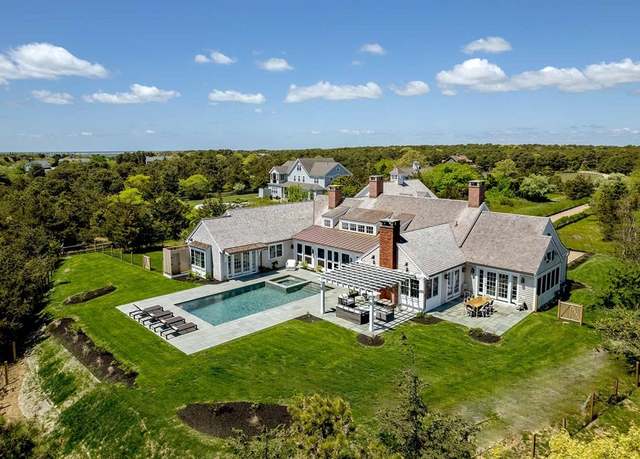 Property at 29 Slough Cove Rd, Edgartown, MA 02539, 4 beds, 5 baths