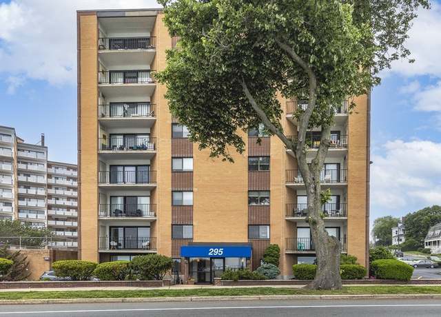 Property at 295 Lynn Shore Dr #702, Lynn, MA 01902, 2 beds, 2 baths