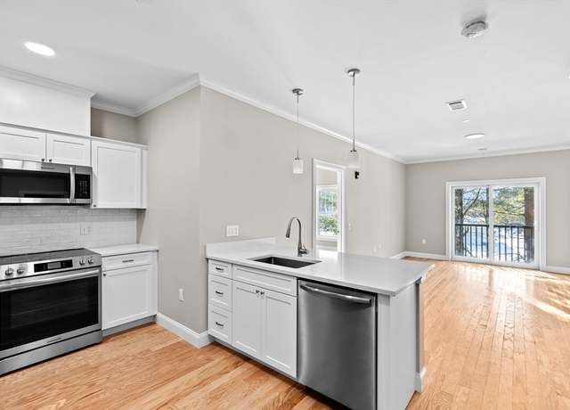 Property at 485 Blue Hills Pkwy #11, Milton, MA 02186, 2 beds, 2 baths