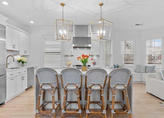 Property at 603 E 6th St #2, Boston, MA 02127, 2 beds, 2.5 baths