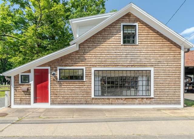 Property at 14 Sugarloaf St, Deerfield, MA 01373, 1 bed, 1.5 baths