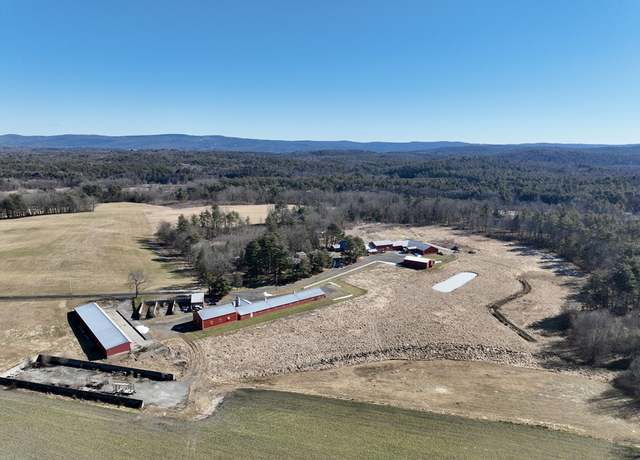 Property at 47 Cross St, Bernardston, MA 01337, 4 beds, 1.5 baths