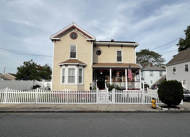 Property at 8 Ford St, Haverhill, MA 01832, 6 beds, 2.5 baths